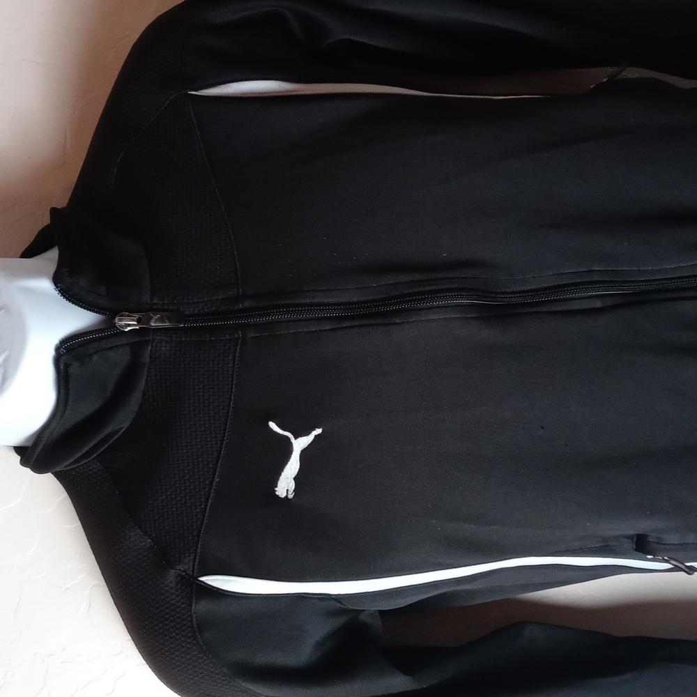 Puma Zippered Jacket - Picture 2 of 6